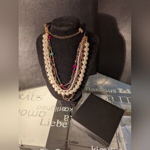 Avon Elegant Multi-Color Pearl Necklace An Evening Statement Necklace